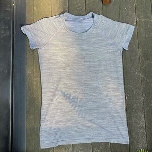 Lululemon swiftly tech short sleeve T